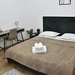 Old Town - Downtown By Realty Appartement Bucarest