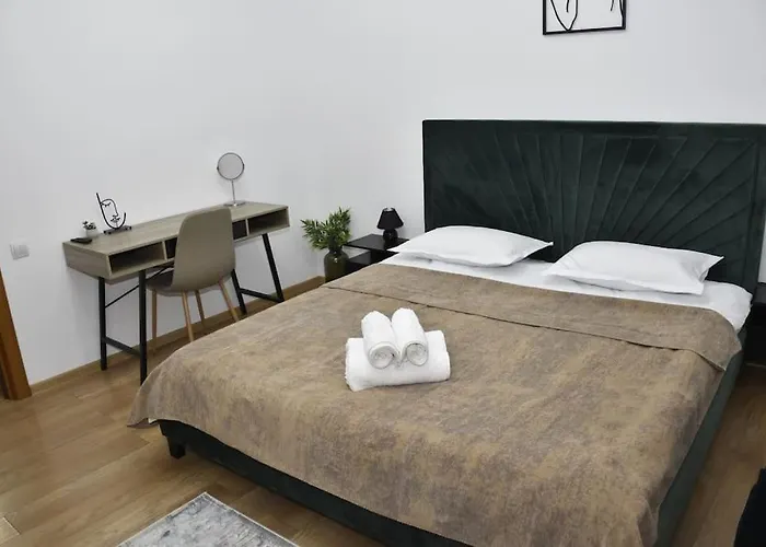 Old Town - Downtown By Realty Lägenhet Bukarest